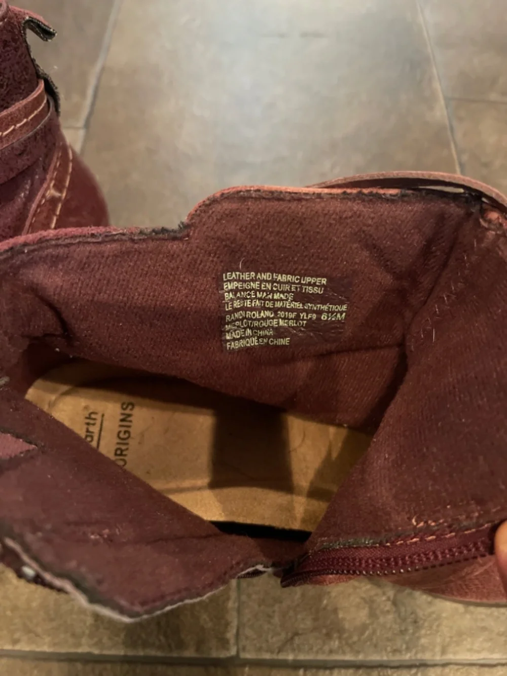 Born Orginal Leather Strap Bucket Side Zip Ankle Boot in Merlot Size 9